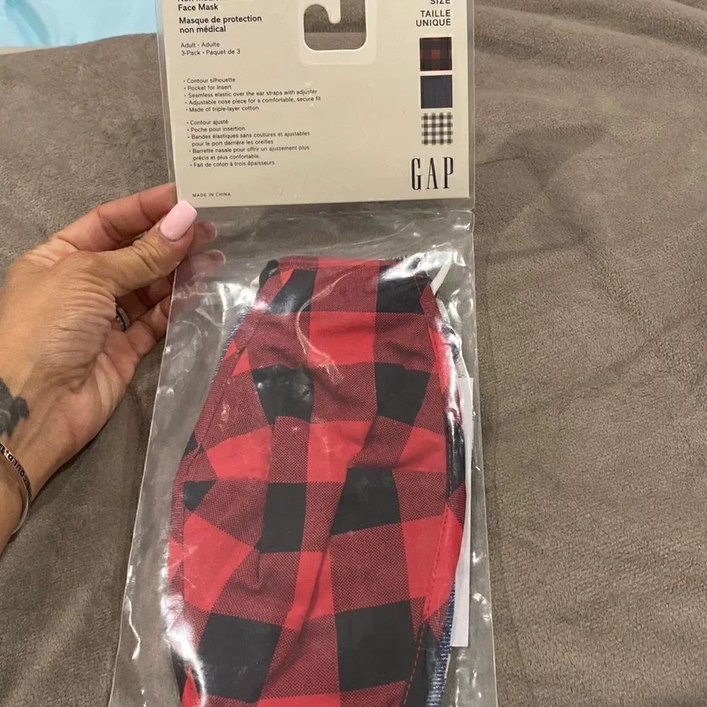 Gap face mask